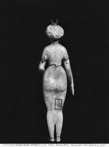 ヌードの女性像、背面図、紀元前3〜2世紀